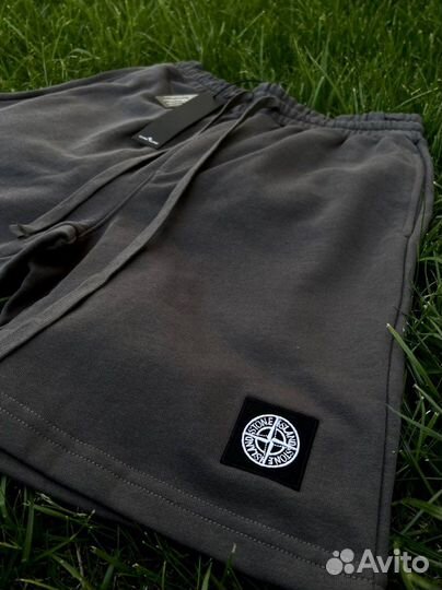 Мужские шорты stone island новые