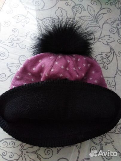 Шапка с натуральным помпоном