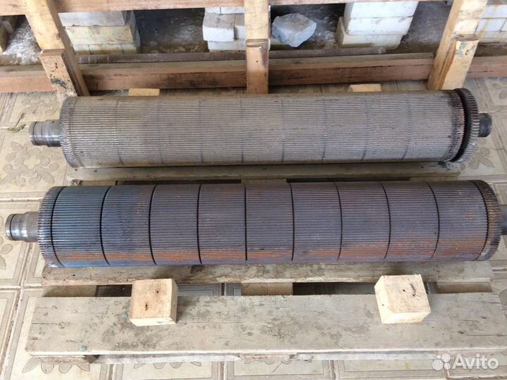 Два комплекта гофровалов