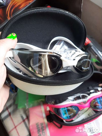 Очки для плавания