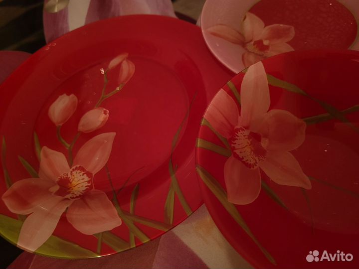 Люминарк Франция белые тарелки квадратная и кругл