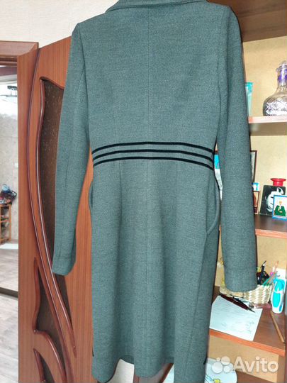 Пальто, 42 размер, в хорошем состоянии, есть торг