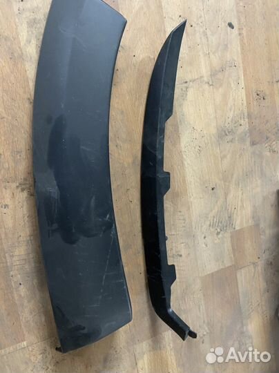 Накладка бампера ресничка фары