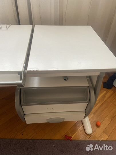 Растущая парта дэми