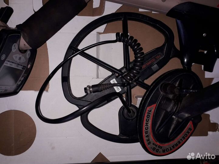 Металлоискатель minelab safari