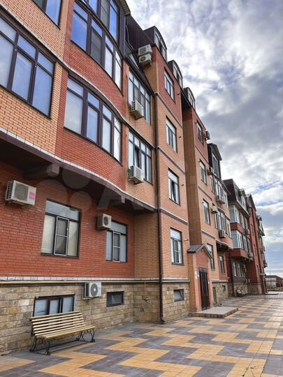 2-к. квартира, 65 м², 4/5 эт.