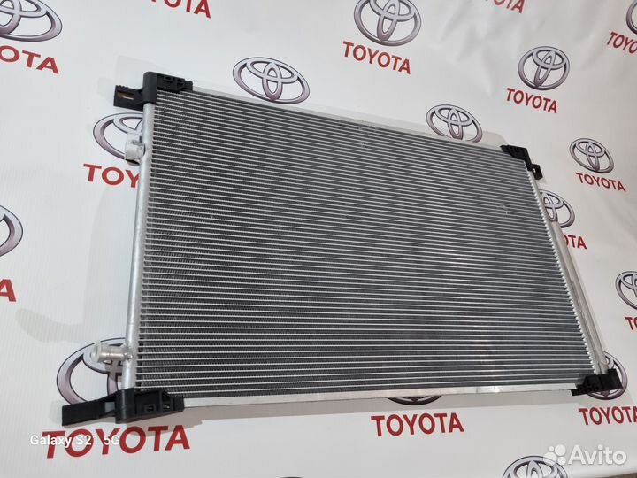 Радиатор кондиционера Toyota Сamry 70