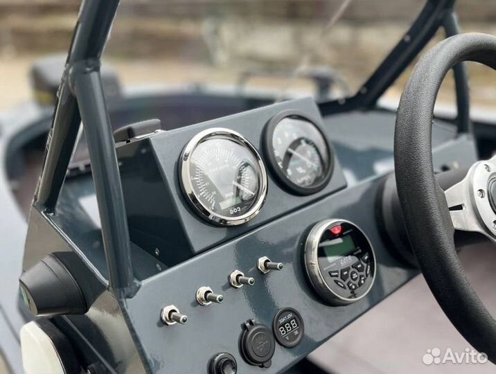 Лодка Консольная BRO S 4.2