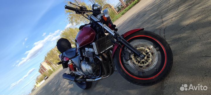 Хонда CB400SF