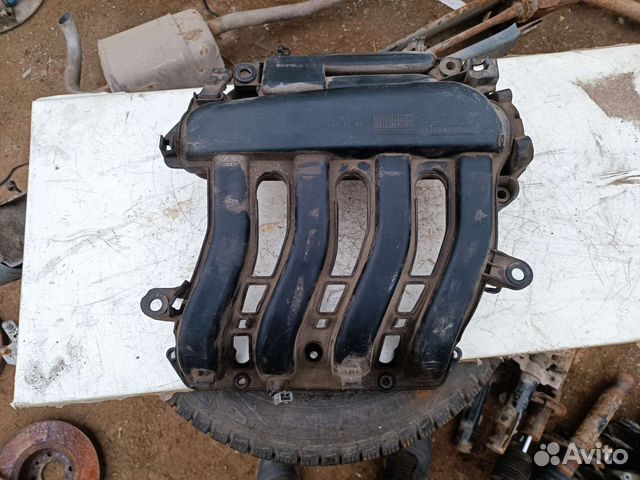 Впускной коллектор Рено Меган 2. 1.6 л. K4M812