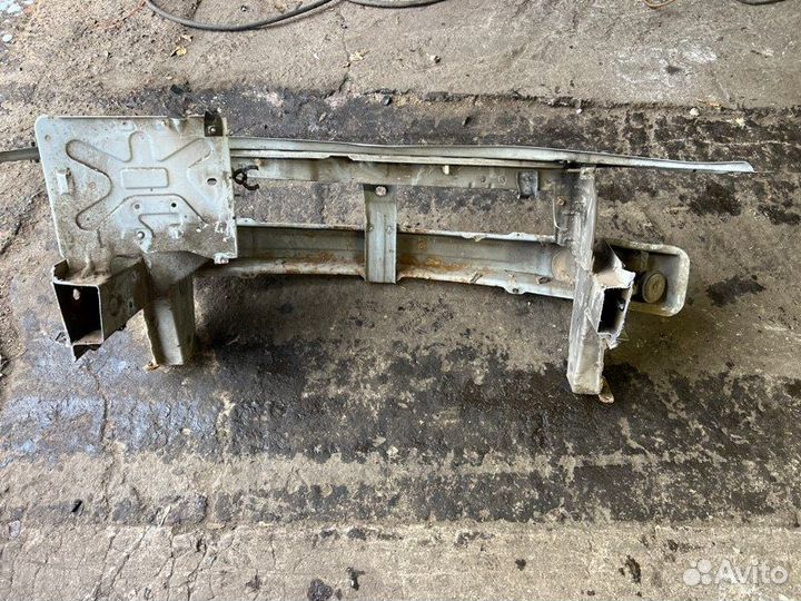 Передняя панель Renault Logan lsra K7M710 2012