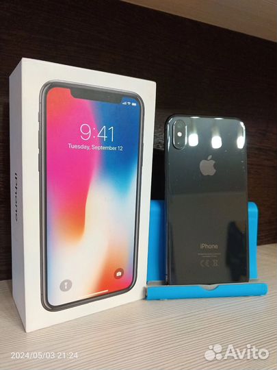 iPhone X, 64 ГБ