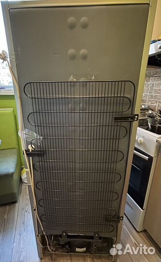 Холодильник Vestel