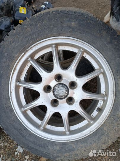 Диски с резиной от Вольвоодна шина с радиалкой