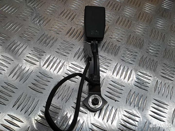 Ответная часть ремня безопасности Mazda Mazda3/Maz