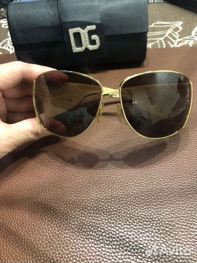 Очки солнцезащитные, Италия