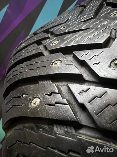 Nokian Tyres Hakkapeliitta 8 SUV 265/65 R17