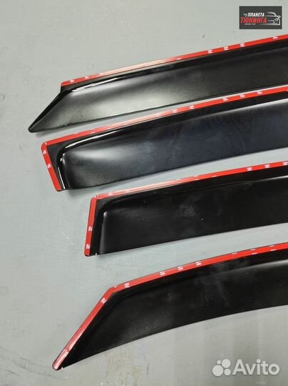 Боковые Ветровики Kia Ceed III