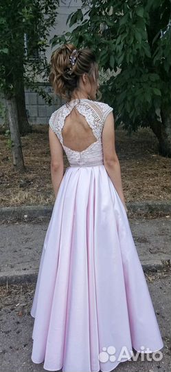 Вечернее платье