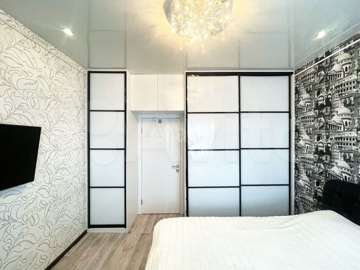 2-к. квартира, 55 м², 9/9 эт.