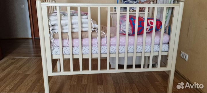 Детская кроватка