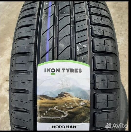 Yokohama Bluearth ES32 215/55 R16 97V