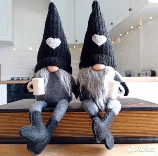 Праздничный гном