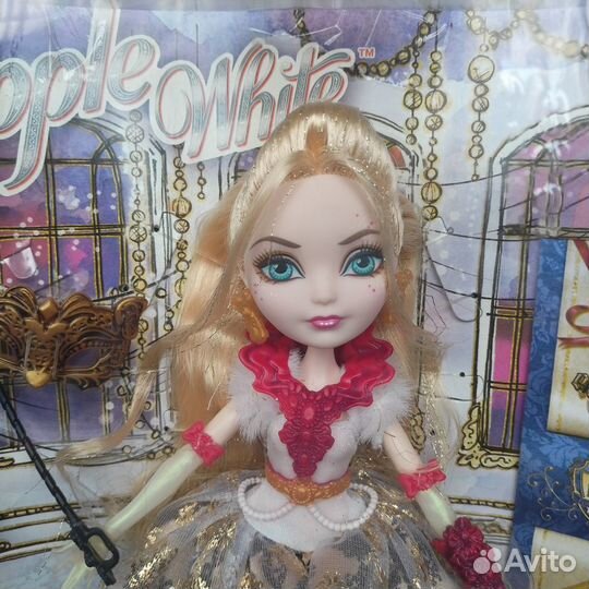 Ever After High Эппл Вайт День Коронации в коробке