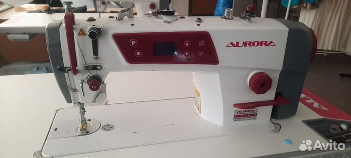 Промышленная швейная машина