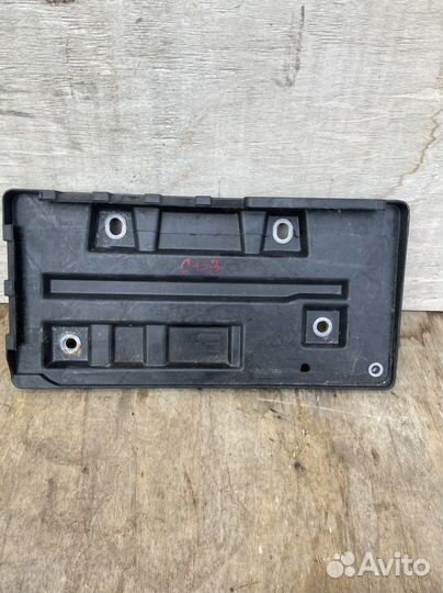 Площадка акб Volkswagen Passat Cc 2008-2017