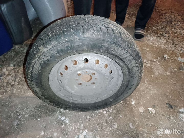 Bridgestone Blizzak LM-20 175/65 R4 93D