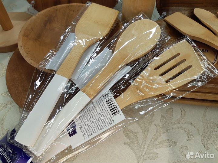 Посуда и принадлежности для кухни из дерева