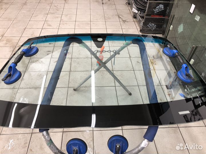 Лобовое стекло honda civic 8 FK,FN 5D HB (дд)