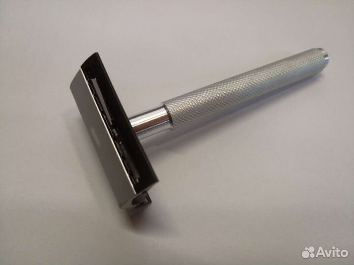 Станок бритвенный двулезвийный