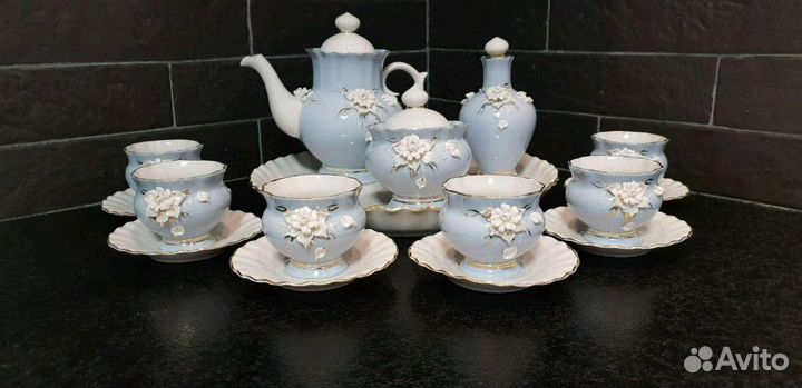Чайный (кофейный) сервиз голубого цвета