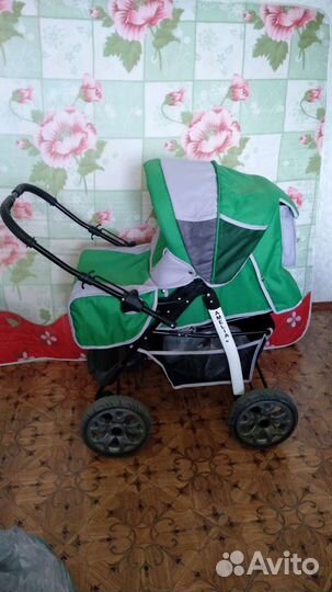 Продается коляска Amelia
