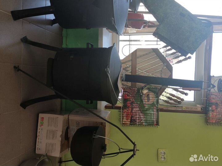 Печь под казан с трубой,буржуйка.очаг