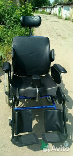 Инвалидное кресло-коляска