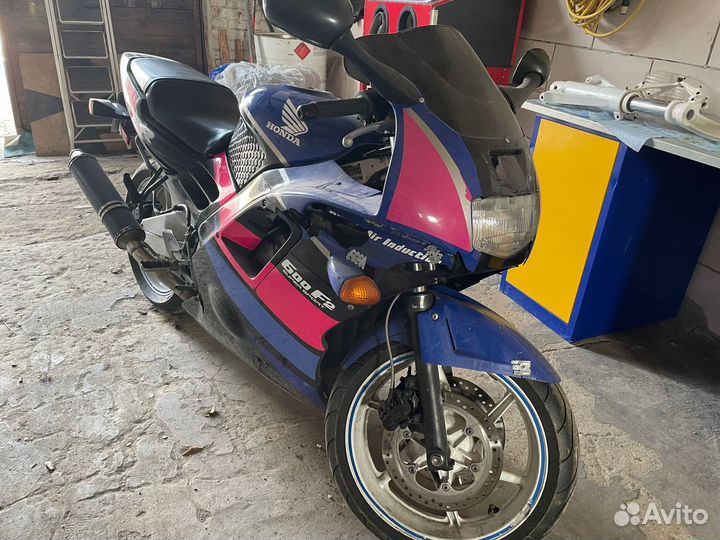 Honda CBR 600 f2