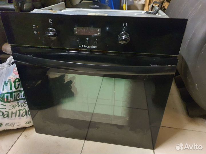 Духовой шкаф Electrolux EOG1733K