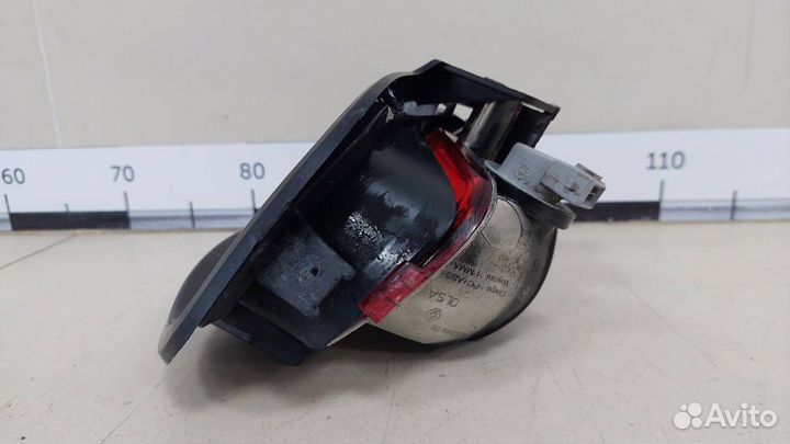 Фонарь задний в бампер левый Renault Duster 2012