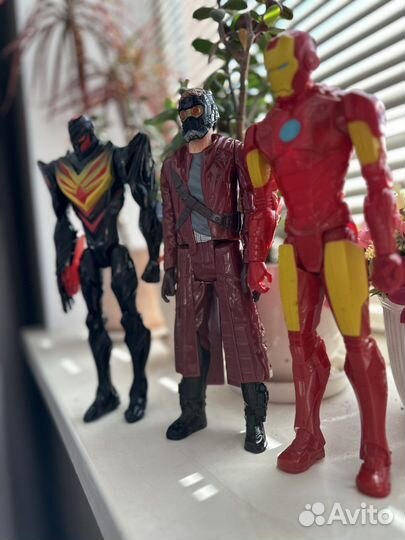 Фигурки супергероев Marvel