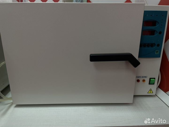 Сухожаровой шкаф