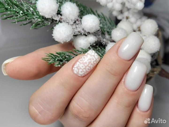 Маникюр/педикюр Суворовский