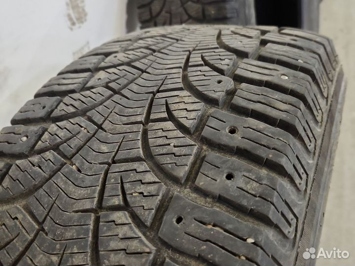 Pirelli Carrier Winter 255/60 R18 112T