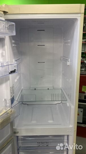 Холодильник Samsung RB30A32N0EL