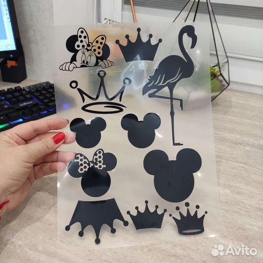 Термонаклейка, термотрансфер (наклейка на одежду)