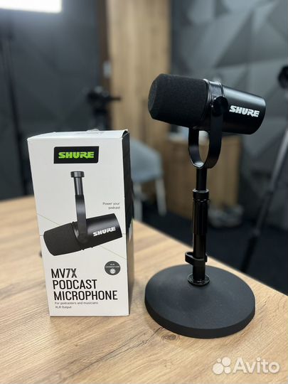 Shure mv7x новые