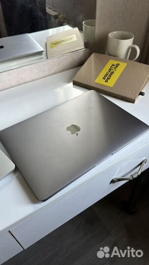 Apple MacBook Pro 13 2019 touch bar 128gb