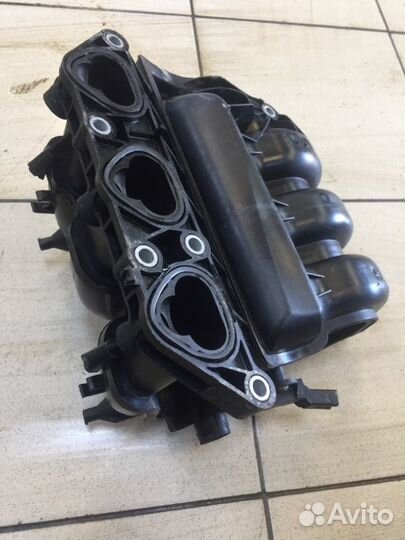 Коллектор впускной Skoda Rapid